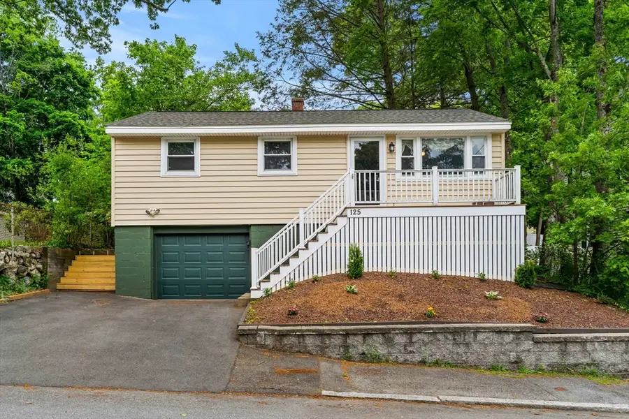 125 Hoyt Ave, Lowell, MA 01852 - #2