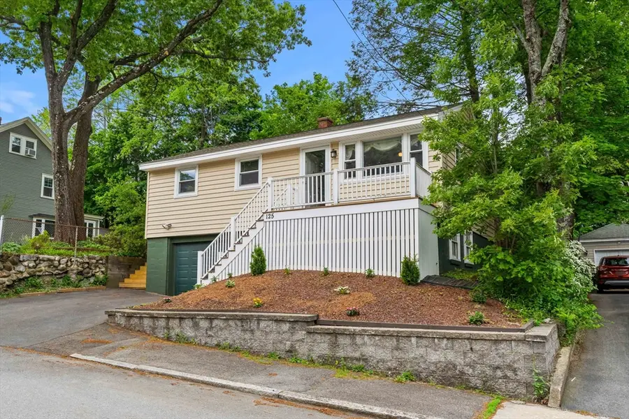 125 Hoyt Ave, Lowell, MA 01852 - #3