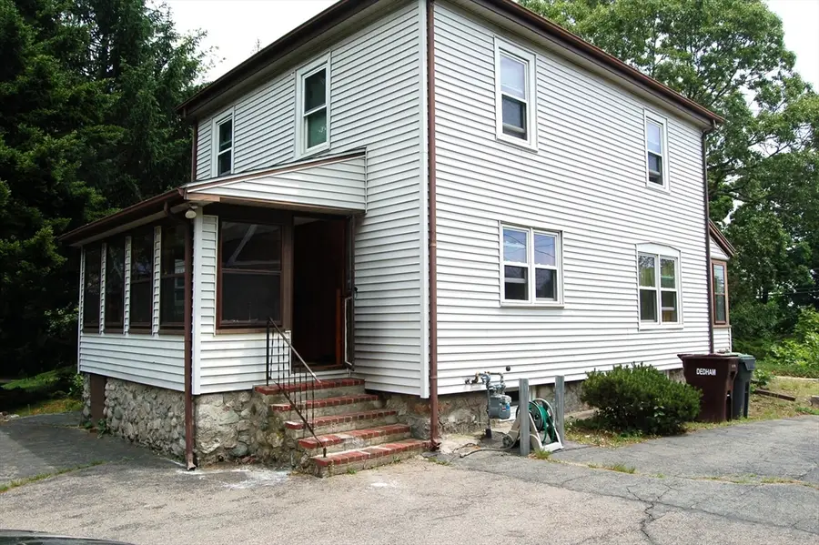 277 Court St, Dedham, MA 02026 - #2
