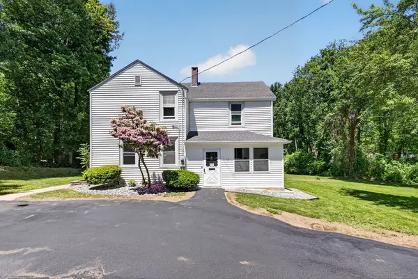 13 Percy Ave, Reading, MA 01867