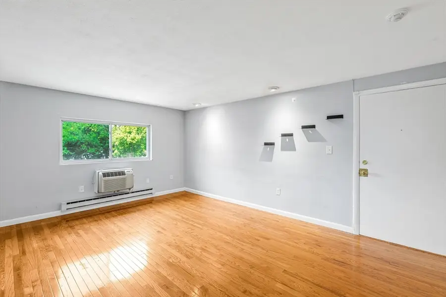 7 Glen Ave #11, Chelmsford, MA 01824 - #2