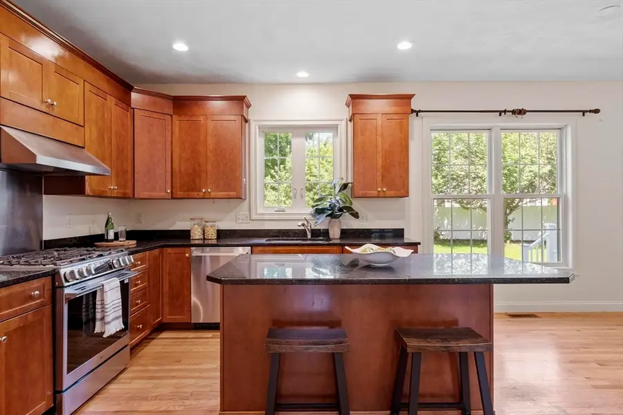 9 Meeting House Circle, Bedford, MA 01730 - #2