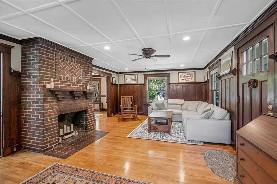 18 Wells Road, Reading, MA 01867 - #3