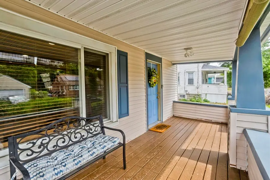 15 Monticello Ave, Springfield, MA 01109 - #3