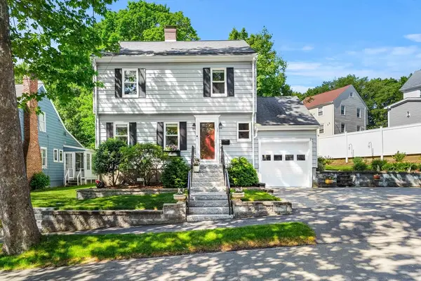 17 Landon Road, Milton, MA 02186