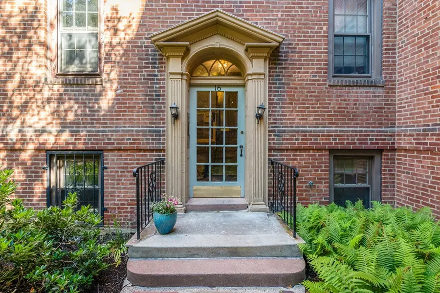 16 Ware Street #31, Cambridge, MA 02138 - #2