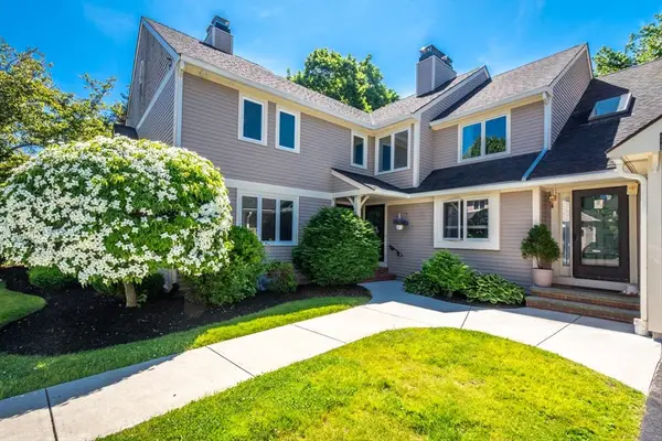 40 Jasper Lane #40, Randolph, MA 02368