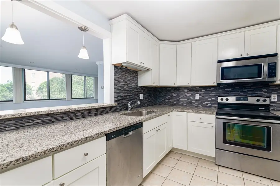 77 Adams St #210, Quincy, MA 02169 - #3