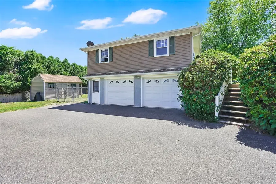 762 Center St, Ludlow, MA 01056 - #2