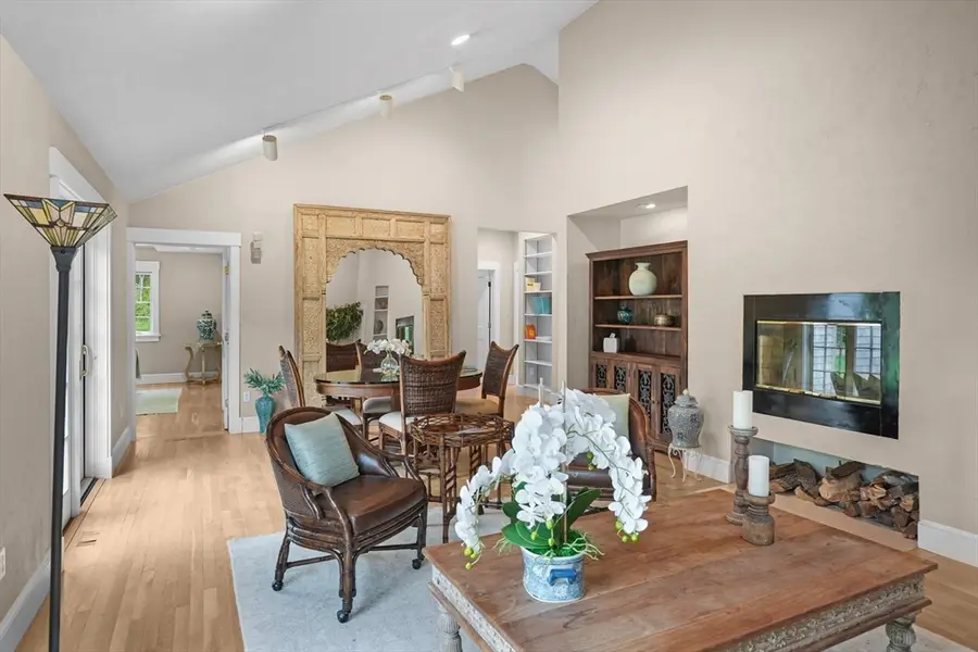 300 North Rd/18 Belhaven Way, Chilmark, MA 02535 - #3