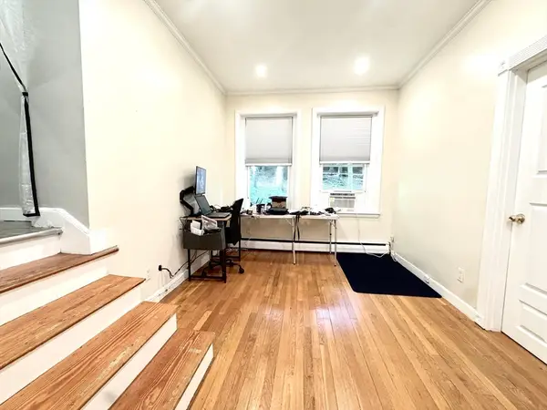 15-17 University Rd #22, Brookline, MA 02445
