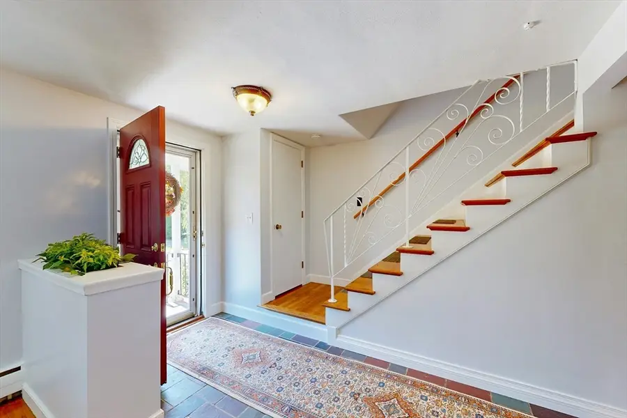 29 Buckingham Rd, Milton, MA 02186 - #2