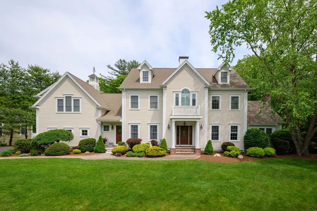 36 Stone Meadow Ln, Hanover, MA 02339 - #1