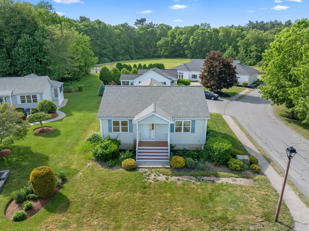 90 Crystal Water Dr #90, East Bridgewater, MA 02333 - #1