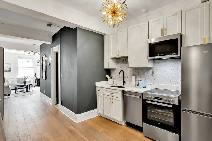 21 Beacon St #8G, Boston, MA 02108 - #2
