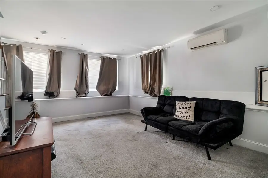 109 Main St #1, Woburn, MA 01801 - #3