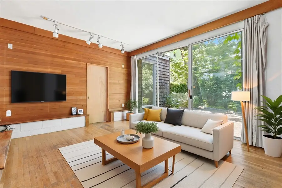 410 Franklin Street, Cambridge, MA 02139 - #2