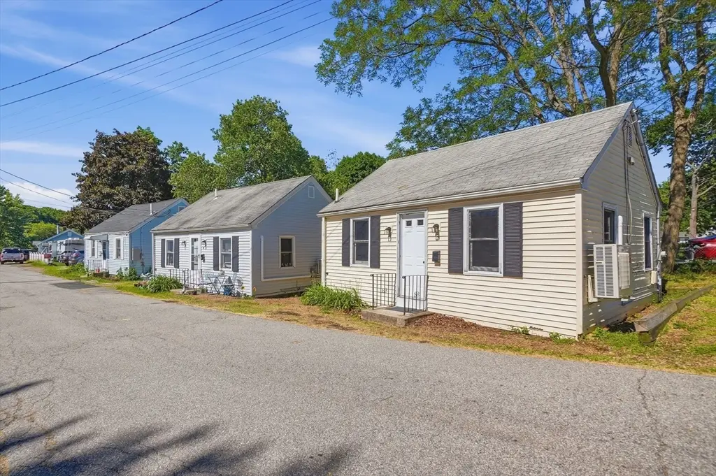2-6 Pond Terrace, Millbury, MA 01527 - #1