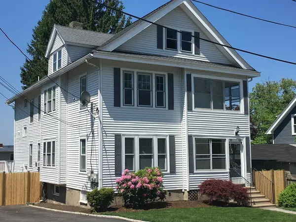 11 Granville, Worcester, MA 01606