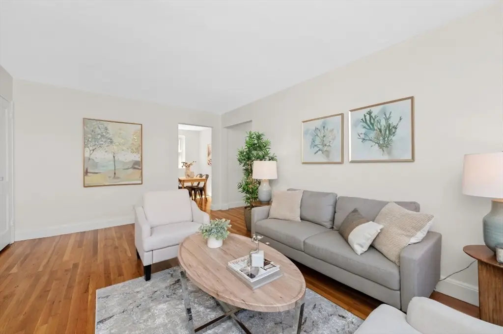 19 Englewood Ave #2, Brookline, MA 02445 - #1