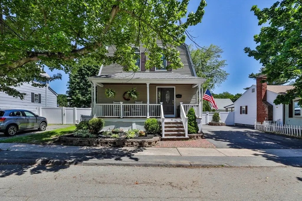 16 Endicott St, Saugus, MA 01906 - #1