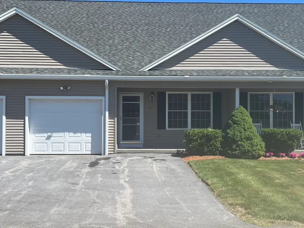 9 Daniel Dr #9, North Oxford, MA 01537 - #1