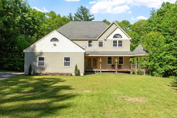 1132 Doe Valley Rd, Athol, MA 01331
