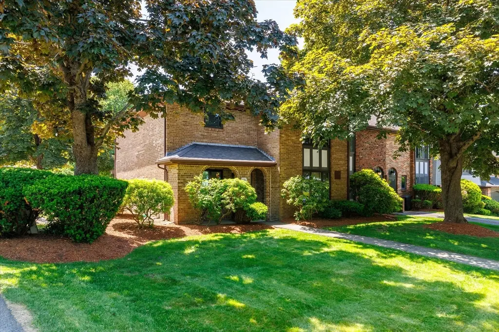 11 Cobblestone Ln #11, Worcester, MA 01606 - #1