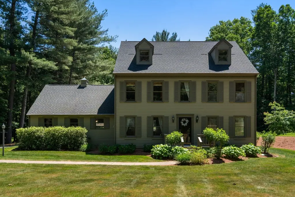 180 Loomis Ridge, Westfield, MA 01085 - #1