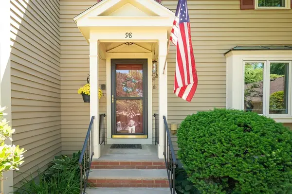 98 Village Post Road #98, Danvers, MA 01923