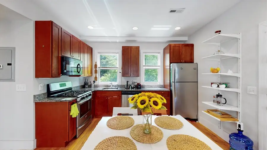 33 Plainfield #2, Boston, MA 02130 - #3
