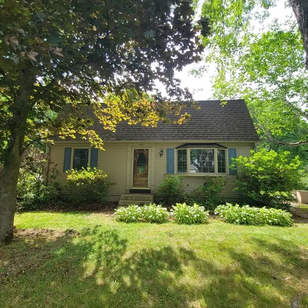 45 Glendale Road, Northampton, MA 01062