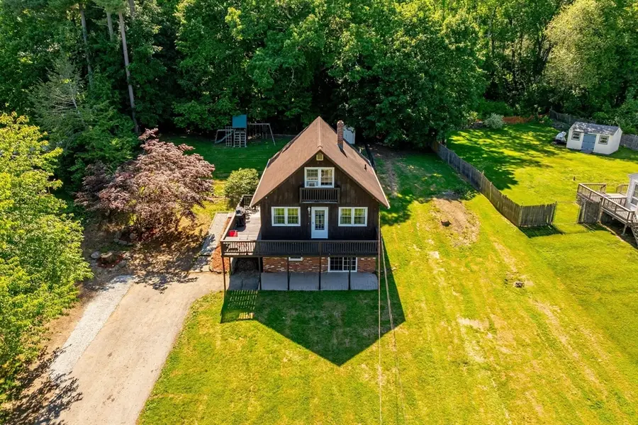 33 Lakeview Ave, Dudley, MA 01571 - #2