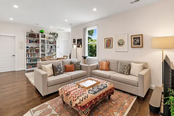 9-11 Boynton St #3, Boston, MA 02130