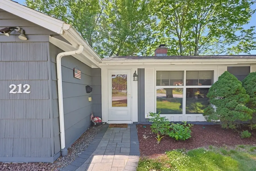 212 Beacon St, Framingham, MA 01701 - #3
