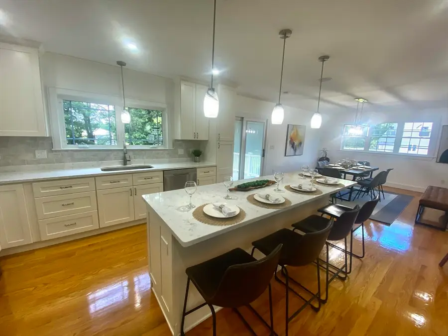 866 Salem St, Groveland, MA 01834 - #3