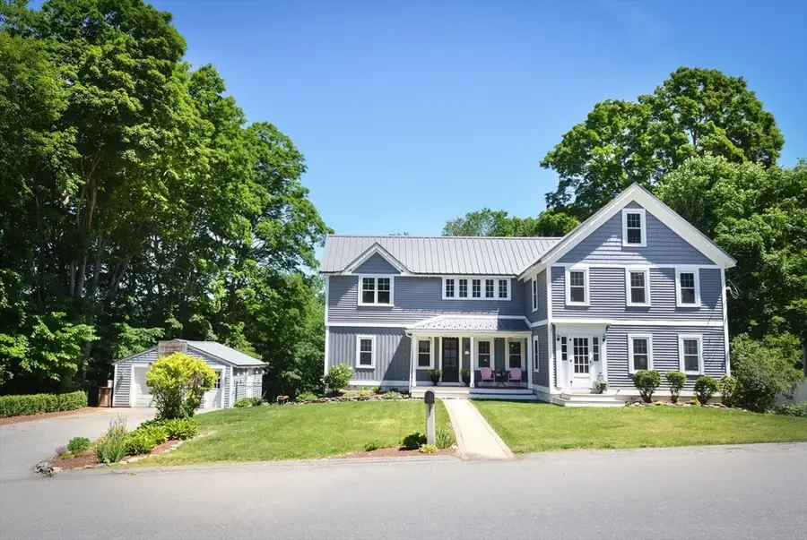 22 Harris St, Clinton, MA 01510 - #2
