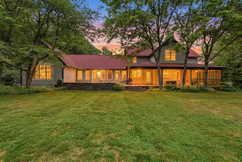 18 Eveningstar Dr, Amherst, MA 01002 - #1