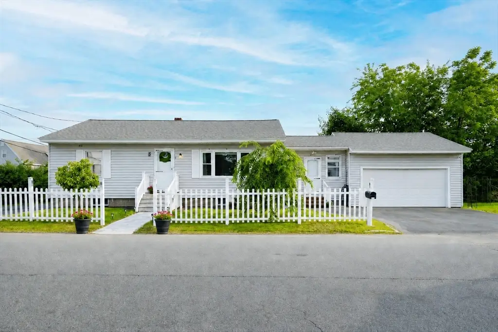 5 Meriline Ave, Methuen, MA 01844 - #1