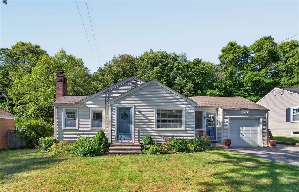 9 Milton Rd, Barrington, RI 02806 - #1