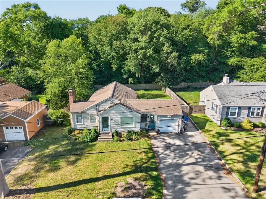 9 Milton Rd, Barrington, RI 02806 - #2