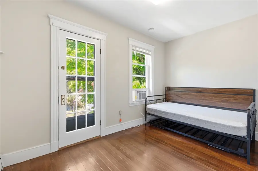 66,66-R,70 Wren St, Boston, MA 02132 - #2