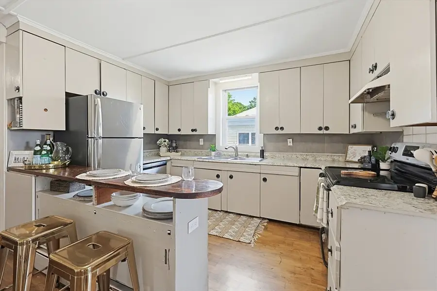 184 Ocean Ave W #1, Salem, MA 01970 - #2