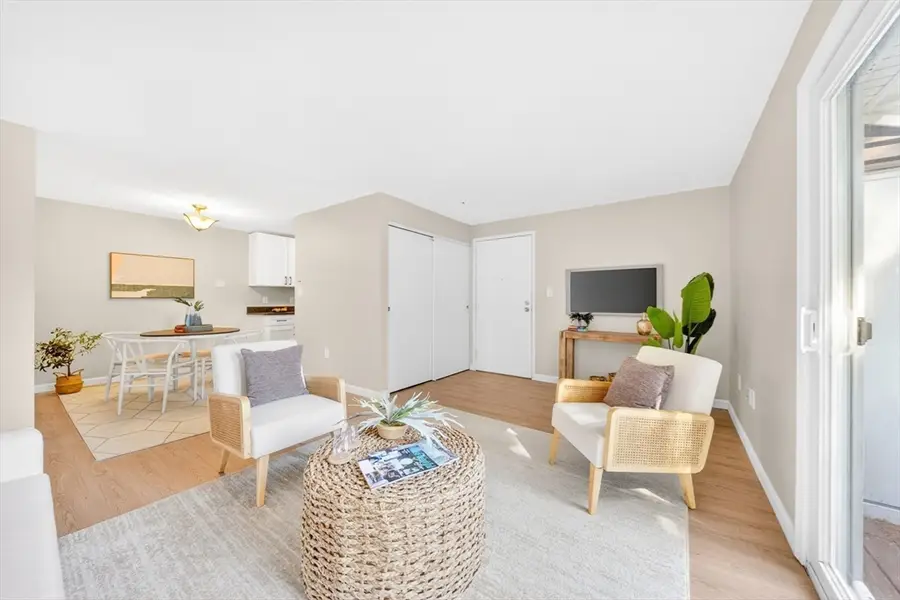 5 Silver Hill Ln #8, Natick, MA 01760 - #2
