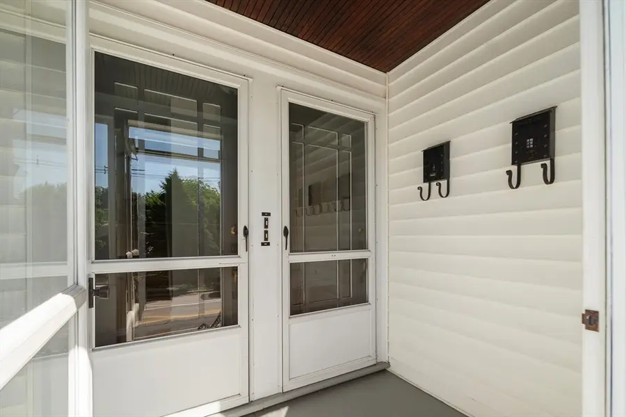 339-341 Washington Street, Winchester, MA 01890 - #3