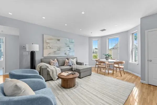 190 F St #6, Boston, MA 02127