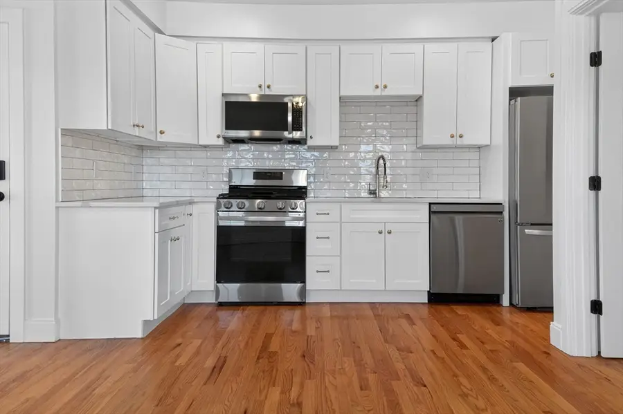 138 Centre Street #6, Boston, MA 02124 - #3