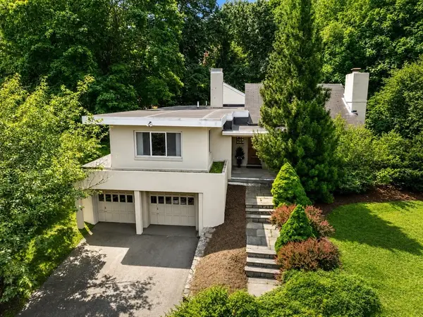 6 Wareland Rd, Wellesley, MA 02481
