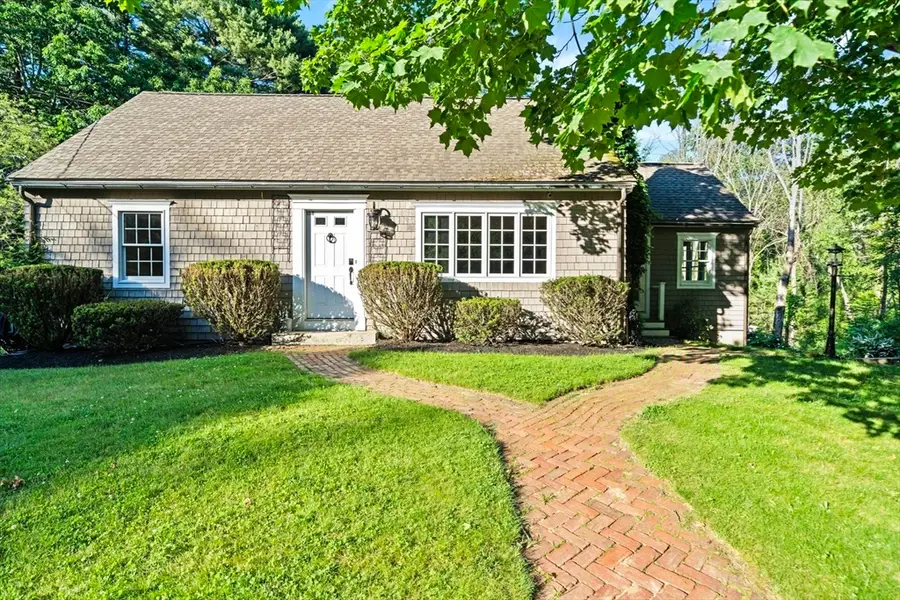 158 King St, Groveland, MA 01834 - #2