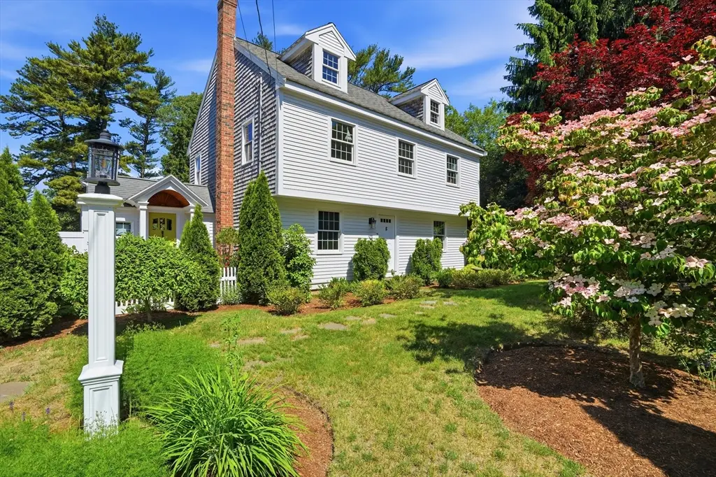 26 Acorn St, Duxbury, MA 02332 - #1